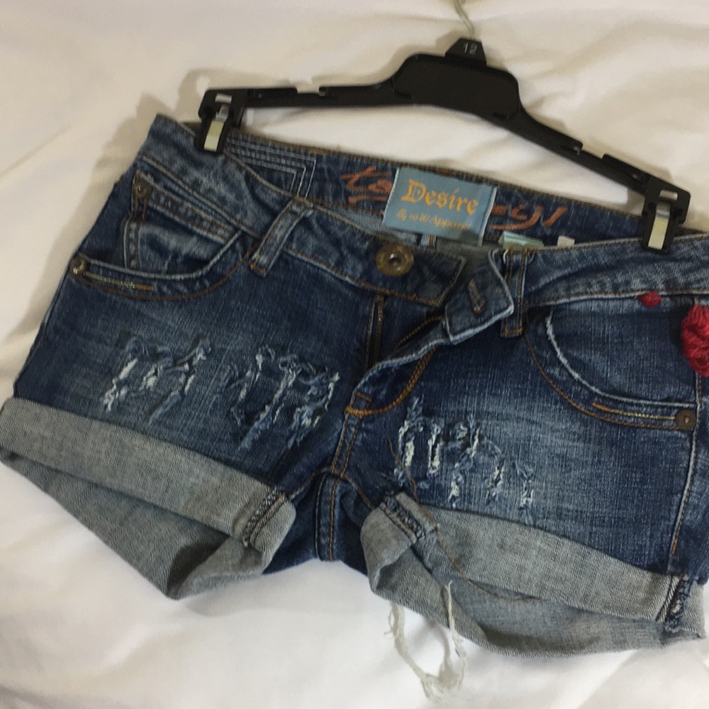Desire by 10 W Apparel NWT in size 5